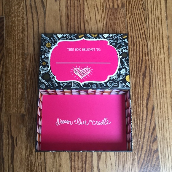 NWOT Girl Scout Box - Picture 3 of 3